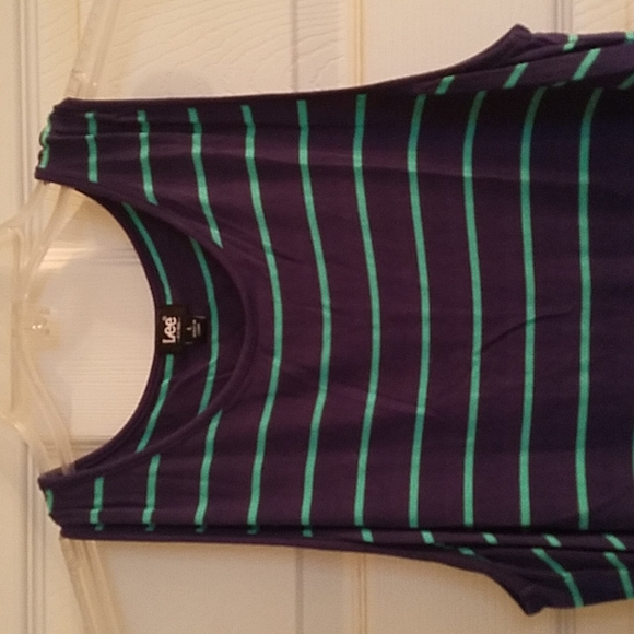 Tank - Picture 2 of 4